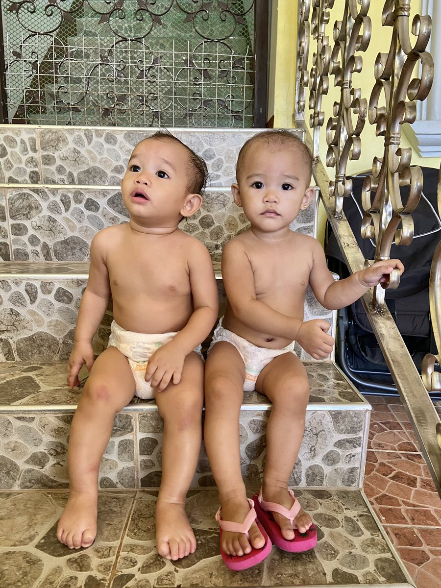 jeanglobio_'s tweet photo. Eeekkkkk! Cutieesss 😻 #cousins #twobabies https://t.co/VYUomIkXNf