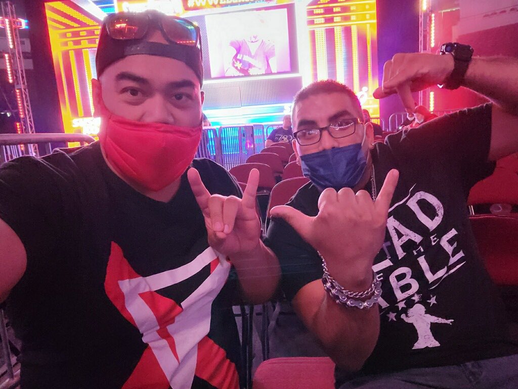 mark_malig's tweet photo. #wwebakersfield https://t.co/eUnzBDGG9Q