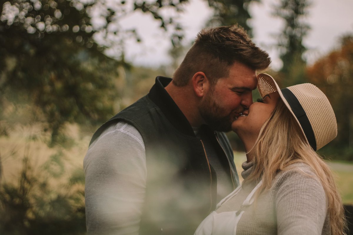 KayleeLPage's tweet photo. Let the countdown begin 🥂💍 https://t.co/6oq2wfRcRC