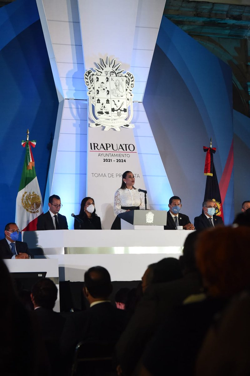 Gobierno de Irapuato (@irapuatogob) on Twitter photo Queremos una ciudad resiliente y amigable con el #MedioAmbiente, para lograrlo impulsaremos el nuevo reglamento de protección y preservación, así como distintos proyectos para la creación de más espacios verdes y para el ahorro de agua y energías.
#ConValorPorIrapuato Queremos una ciudad resiliente y amigable con el #MedioAmbiente, para lograrlo impulsaremos el nuevo reglamento de protección y preservación, así como distintos proyectos para la creación de más espacios verdes y para el ahorro de agua y energías.
#ConValorPorIrapuato