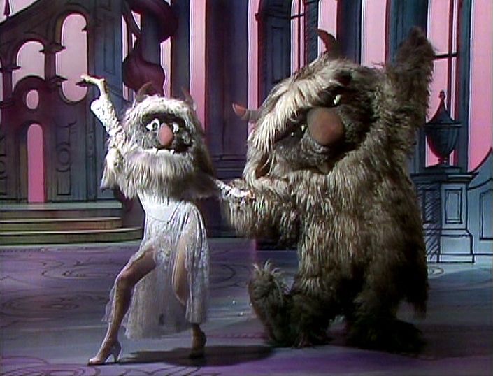 Today’s spooky muppet of the day is Doglion from The Muppet Show!