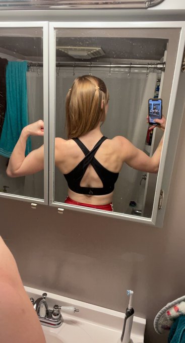 Stronk https://t.co/6y45BnF7QK