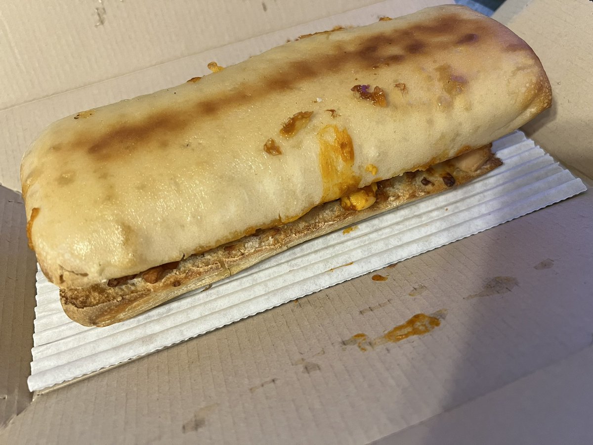 Josh_P4's tweet photo. Hey @dominos did y’all stop cutting your sandwiches? https://t.co/Wk32QDFRmb