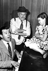 FrankMalfitano's tweet photo. FORGOTTEN TV SHOWS: THE DENNIS DAY SHOW, 1952-54 NBC #DennisDay #tvshow #sitcom #varietyshow #1950s #CharleyWeaver #CliffArquette #HalMarch #NBC #TheDennisDayShow #forgottentvshows https://t.co/7Gww8rmFmv
