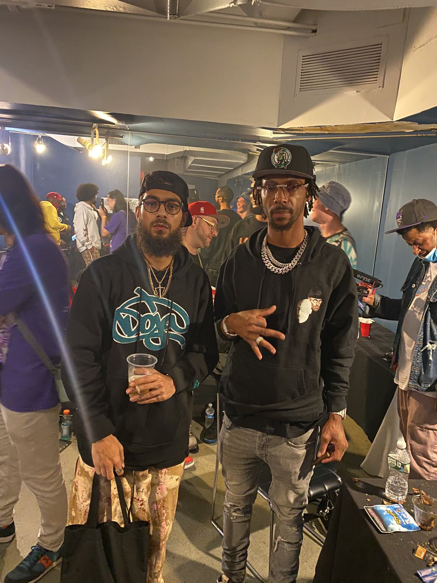 brainorchestra_'s tweet photo. 🤫 @boldyjames https://t.co/SPzdDLn253