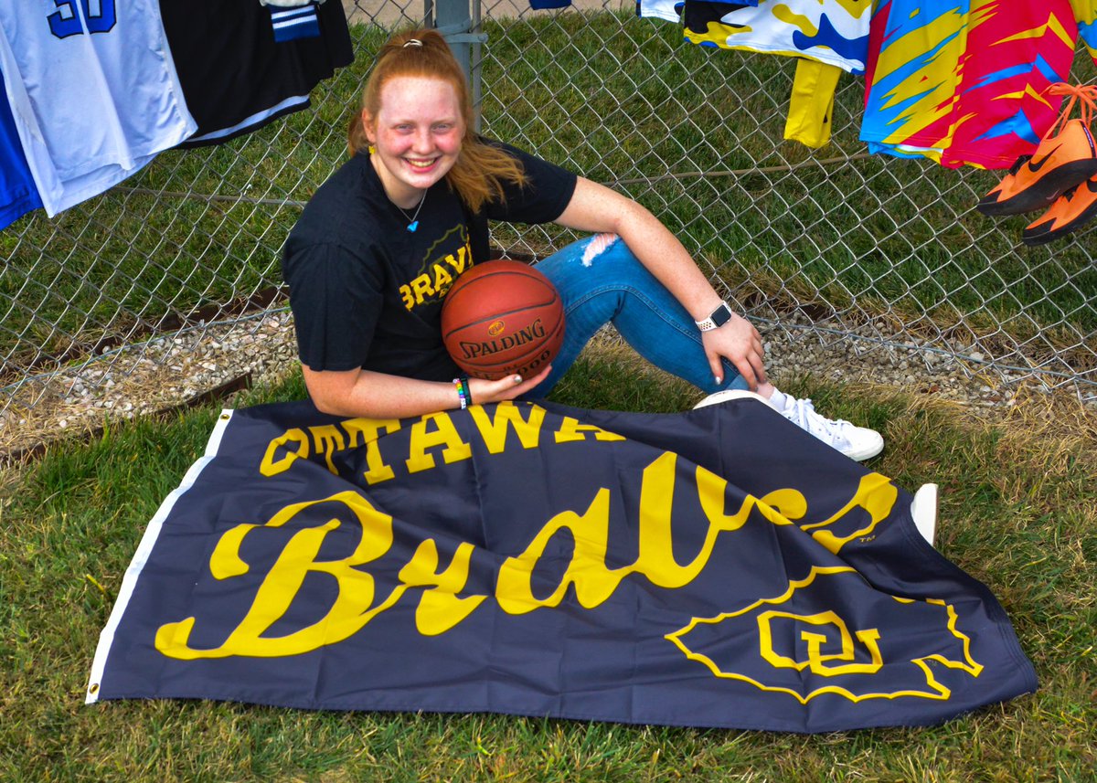 markos52_knm's tweet photo. I am excited to announce my commitment to Ottawa University and the Women’s basketball program!!! 🏀Thank you Coach Scott for this amazing opportunity . @OUBravesWBB @CoachTScott1 @DruWheatcroft @MVEclipseBball @meanjoe_40 @GEGBB @coachberry11 @M_Simoneau https://t.co/barIBVbMwO