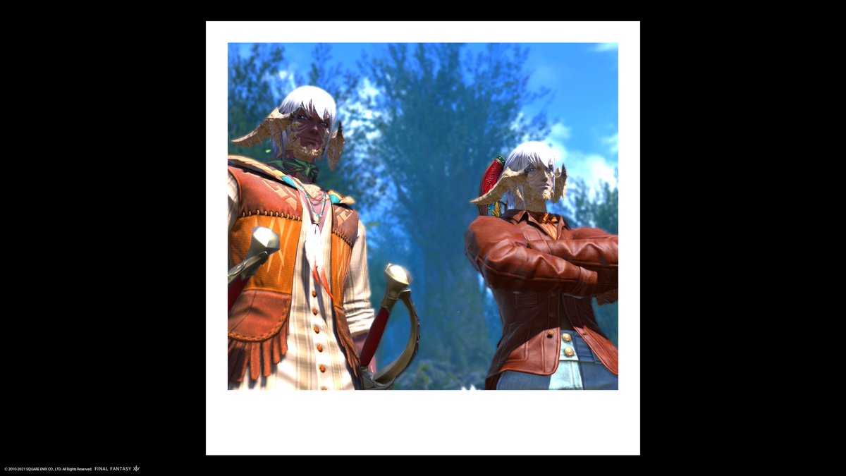 parogal's tweet image. 先日のLS友とのお散歩風景。兄弟で参加させてもらったよ。うれしかったなぁ。弟が兄に自動追尾。まるででっかいミニオンでおもしろかった。けど、柵やら岩やらにひっかかって、しょっちゅう迷子。すまなかったっす。＃ClearDrive #FF14