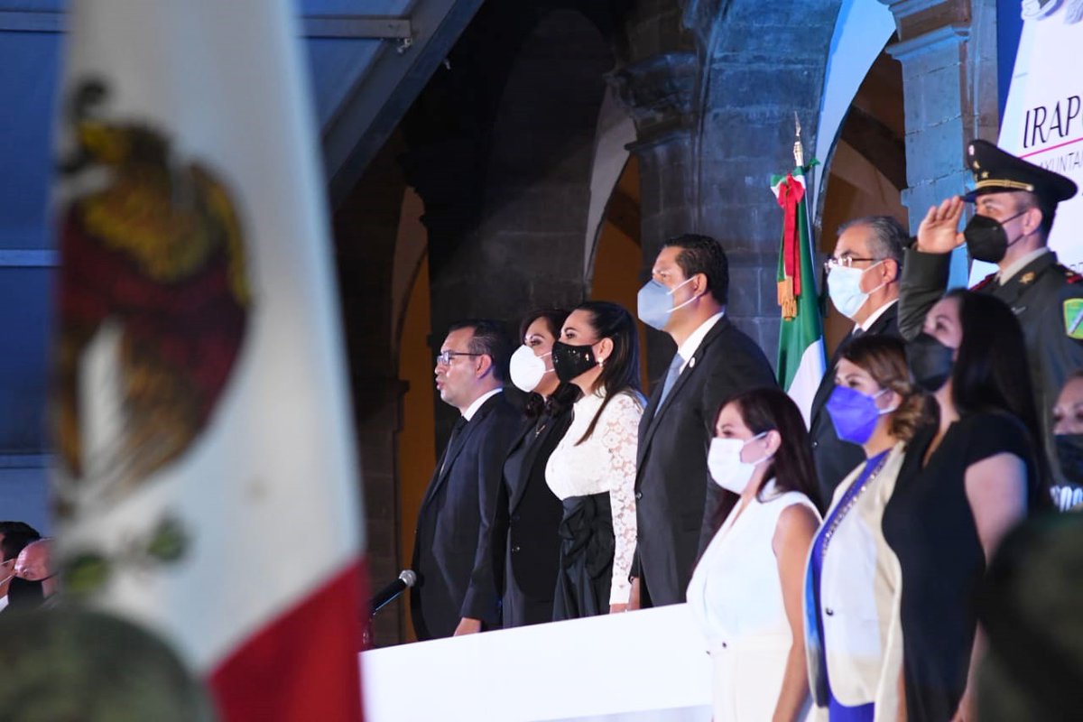 Lorena Alfaro García (@lorenaalfarog) on Twitter photo Con paso firme vamos juntos a recuperar la tranquilidad. A partir de mañana llegan nuevos efectivos a robustecer el estado de fuerza en las acciones operativas de seguridad de nuestro municipio. Con paso firme vamos juntos a recuperar la tranquilidad. A partir de mañana llegan nuevos efectivos a robustecer el estado de fuerza en las acciones operativas de seguridad de nuestro municipio.