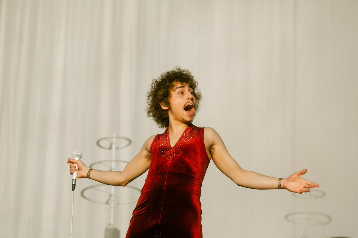aclfestival's tweet photo. GRETA. VAN. FLEET! What a way to own the stage. @GretaVanFleet 🙌

📸: @ashleyosborn https://t.co/S25I6qAvar