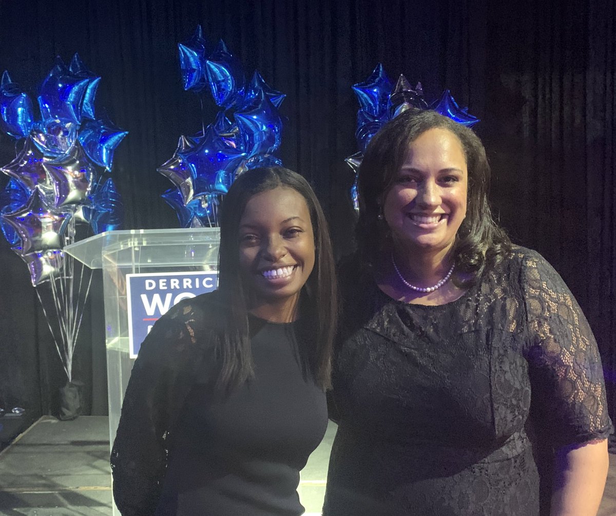 Congratulations to @DumfriesES 4th grade Teacher, Candace Boles for being recognized as the Town of Dumfries’ Elementary Teacher of the Year! We are so grateful for all you do to impact others and make a difference in our students’ lives! <a href="/PWCSNews/">PWCS</a> <a href="/Candace02263011/">Candace</a>