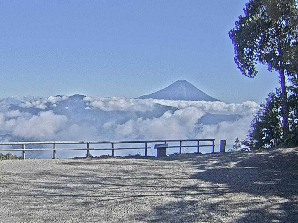 富士山情報 على تويتر 雲海が良い高さに落ち着いていて綺麗に富士山が見えています 今日は良い空気感ですね 七面山ライブカメラ T Co 1yzyije3ft 富士山情報 على تويتر 雲海が良い高さに落ち着いていて綺麗に富士山が見えています 今日は良い空気感ですね 七面山ライブカメラ T Co 1yzyije3ft