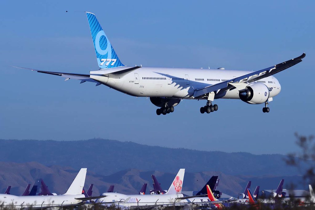 壁紙 WH003/ N779XY has been spending time in Victorville conducting