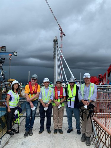 lopezlinkph's tweet photo. Cebu-Cordova Link Expressway successfully joined together https://t.co/5OLOmFsGvM

#FirstBalfour #CCLEC #CLJV #construction #engineering https://t.co/xj395LERS3