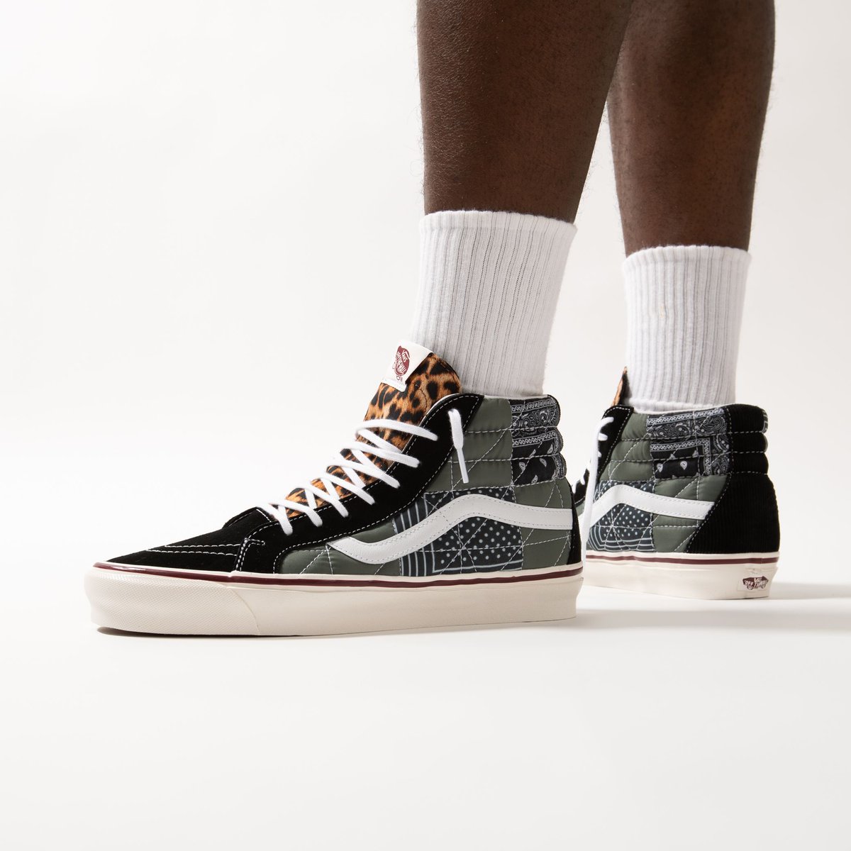 titoloshop's tweet photo. #NewArrivals 💫
the Vans SK8-Hi 38 DX PW *Anaheim Factory* comes with a patchwork upper of leopard ,polka dots and  paisley print.
This Way 📲 https://t.co/d92ntIH9C9

US 8 (40.5) - US 1.5 (45)
🔎 VN0A54FB9GU1 

#anaheimfactory  
#sk8hi  
#vans  
#vansshoes   
#vans 
#🐆 https://t.co/HoPMKxoSEC