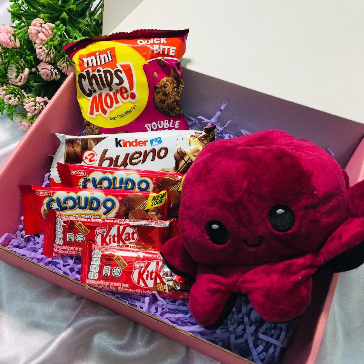 giftbox_safraa's tweet photo. Pin pinn 💨💨💨

Octopus comel nak laluu 😗😗😗 https://t.co/FSeUAtQ6ps