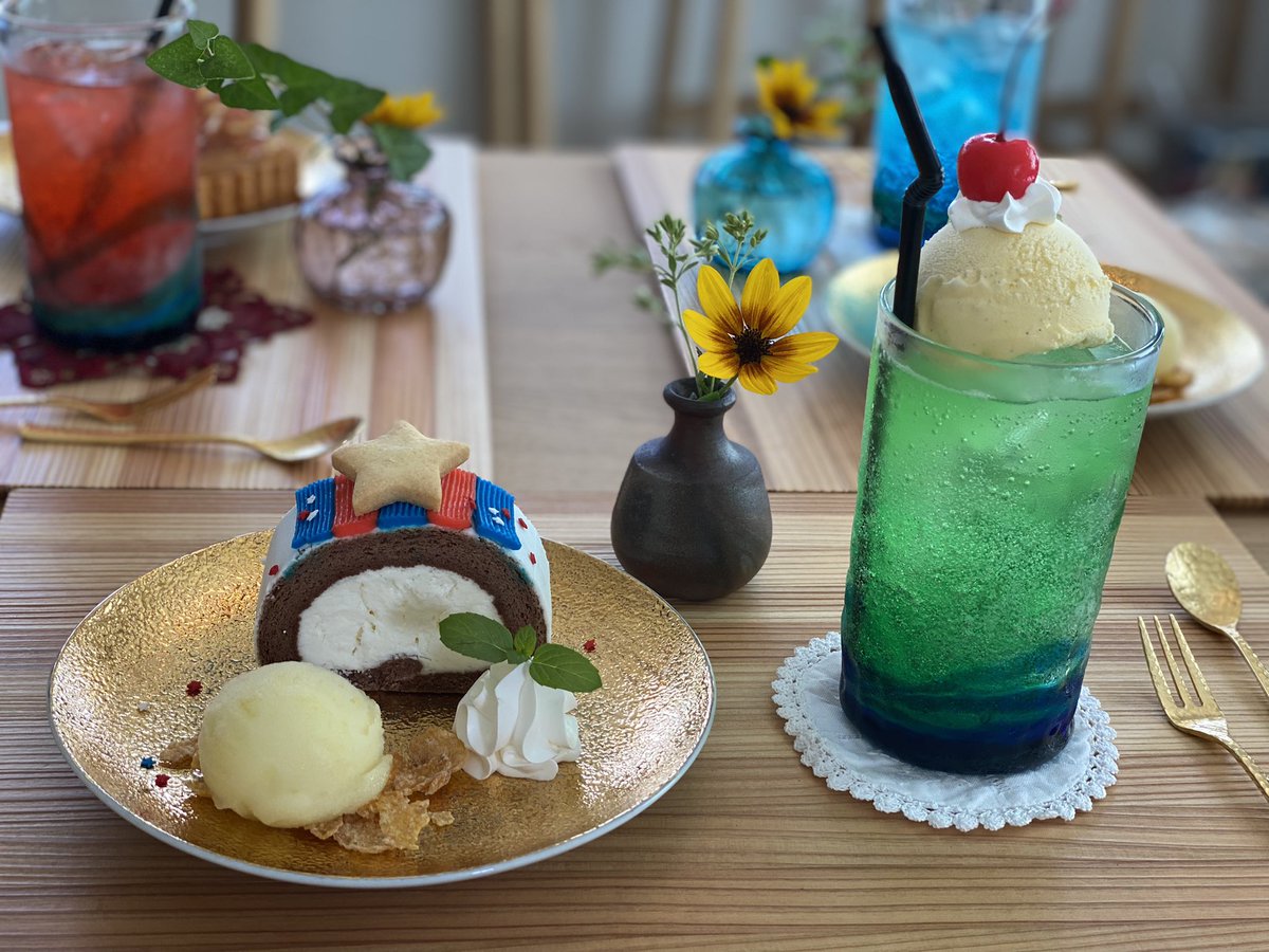 syndrom3925's tweet photo. 昨日は中島九条珈琲さんでのMARVELカフェを堪能させていただきました‼️
イベントでは期間限定メニューやボールペン鯨人RYO(@1203jjjj )さんによる似顔絵イラスト❗️
そしてグッズコーナーではzwolf(@12_zwolf_12 )さんの商品と共にホットトイズを展示させていただきました‼️
#中島九条珈琲
#zwolf https://t.co/V41oSaWTOE