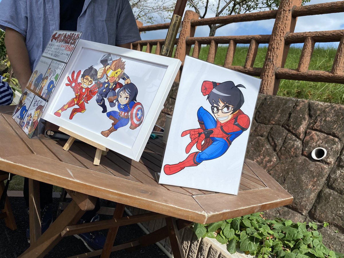 syndrom3925's tweet photo. 昨日は中島九条珈琲さんでのMARVELカフェを堪能させていただきました‼️
イベントでは期間限定メニューやボールペン鯨人RYO(@1203jjjj )さんによる似顔絵イラスト❗️
そしてグッズコーナーではzwolf(@12_zwolf_12 )さんの商品と共にホットトイズを展示させていただきました‼️
#中島九条珈琲
#zwolf https://t.co/V41oSaWTOE
