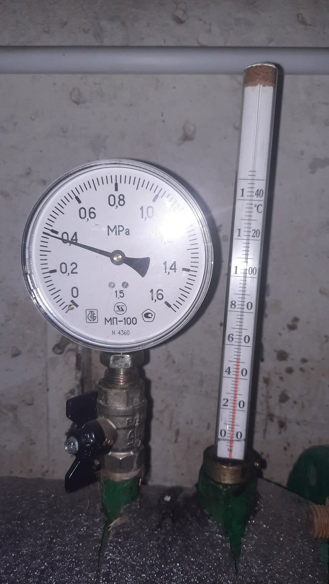 ukvek63's tweet photo. @Teploenergy63 @SamMobilePriem @D_Azaroff @admgel На указанных адресах статика в теплоузлах(приходит с трассы). Полноценной циркуляции отопит. системы нет. После замены отрезка центральной трассы внутриквартального подвода на территории ДС N297 пропало полноценное давление. Просьба отреагировать и произвести требуемые настройки https://t.co/oU68QcEDit