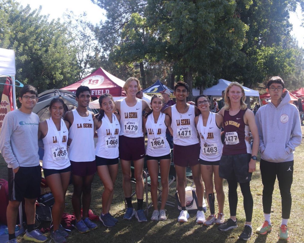 lasernaxctf's tweet photo. Clovis Invitational 2021 -
La Serna High School  Seniors

#lasernacrosscountry #lancerpride #lasernahighschool #crosscountry #running #classof2022 https://t.co/fQ6qkaEfAF