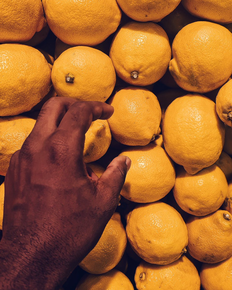 KwameKoda's tweet photo. Shot on Samsung🍊🖤. #withgalaxy https://t.co/W2ivSONYon