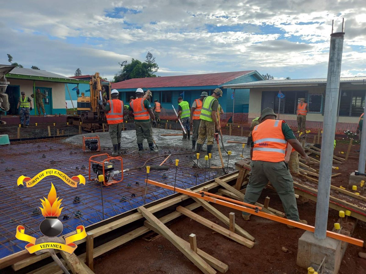 VEIVANUA💣 tweet media