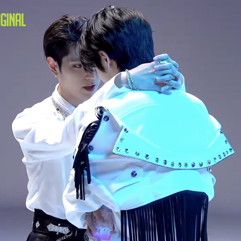 “พี่ไม่รู้ว่าตลอดไปมีจริงไหม แต่พี่จะขออยู่กับเราไปเรื่อยๆจนชีวิตจะดับสูญเลยนะคะ”