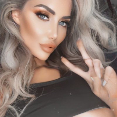 #NewProfilePic https://t.co/ywcX4vRK1H<a href="/tag/newprofilepic"class="tags">#NewProfilePic</a>