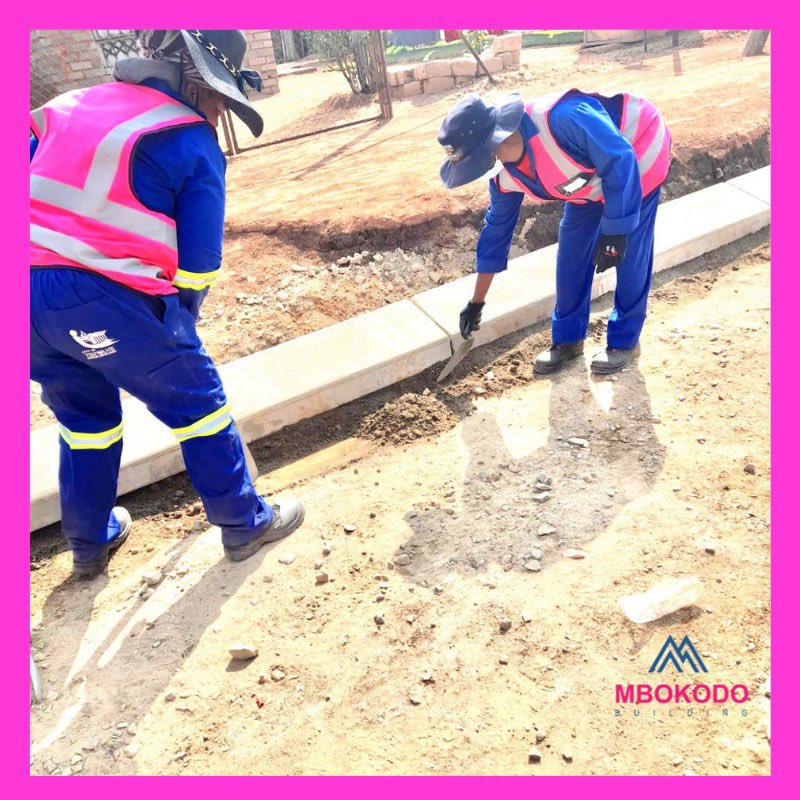 “The road to success is always under construction” 🚧 #mbokodobuilding #womeninconstruction #roadsproject #womenatwork #constructionproject #sitework