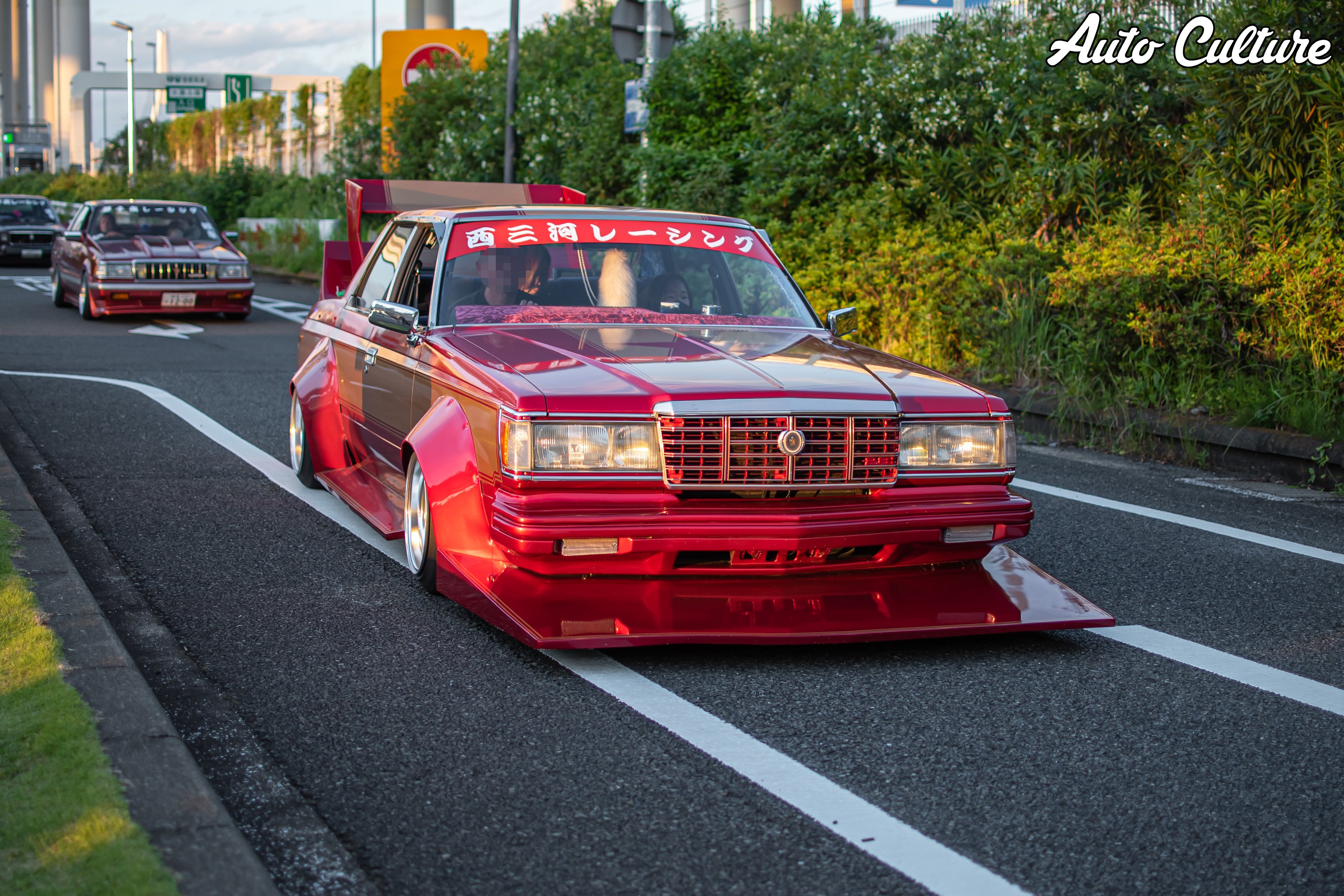 クラウン １１０系の中古車を探すなら【グーネット】