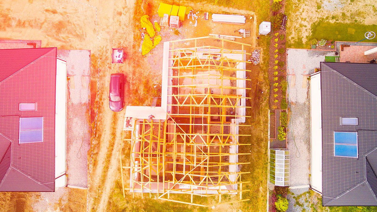 Die Nachfrage nach Immobilien boomt. Doch Sparkassen verlieren zunehmen Marktanteile. Eine Antwort darauf ist ein stringenter Standard. Lesen Sie hier mehr: bit.ly/3lmy2zB #immobilien #standard #produkt