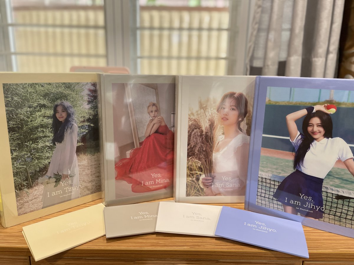 Yes I am Tzuyu Yes I am Mina Yes I am Sana Yes I am Jihyo.. Yes