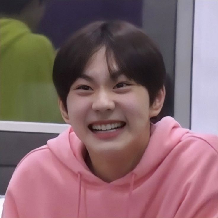 𖧷 เเมวจ๋อง ꒰ʷᵒᶰᶤᵉ꒱ ◜🐈◞ tweet media
