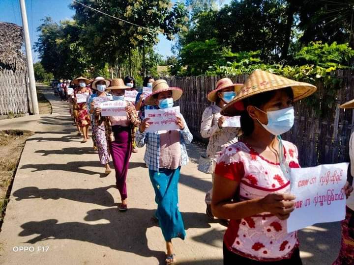 kayaprilnyein1's tweet photo. The 215th days of Collective Villages Strike in opposition of Military dictatorship was led by pro democracy residents in the eastern part of Yinmarpin and the northern part of Sarlingyi on today.

#UnfetteredAccessForAids
#Oct11Coup
#WhatsHappeningInMyanmar https://t.co/yZpGoqdQrp
