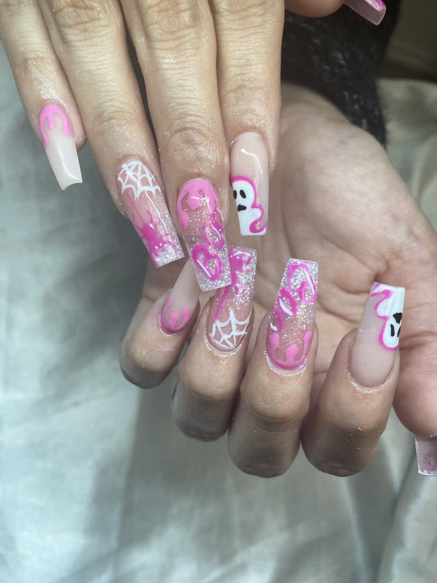 You might know my next client please share my work 🥰