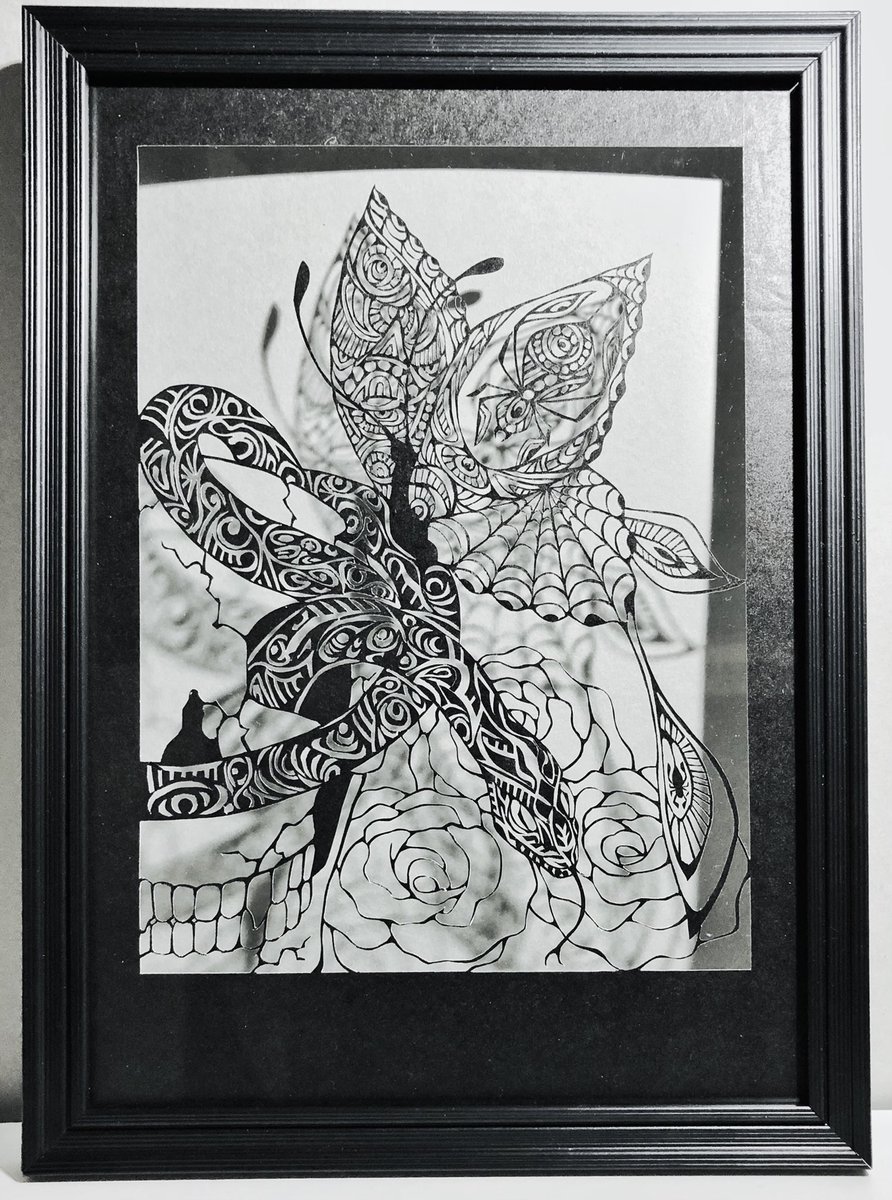 N_Mist_Hung's tweet photo. しがない切り絵師にございます

どうぞよしなに

ツリーにアクセサリーあります

#切り絵 https://t.co/Fp5U8n6Z3E