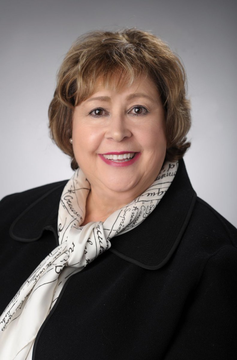 PRSA 2021: College of Fellows Master Class
Tuesday, October 12, 2021 – Live streaming:  2:15 to 3:15 p.m., EDT
#PRSAICON2021
“Re-Imagining The Workplace: The Public Relations Imperative in a Post-Pandemic World” by Maria Russell, Gold Anvil Winner
