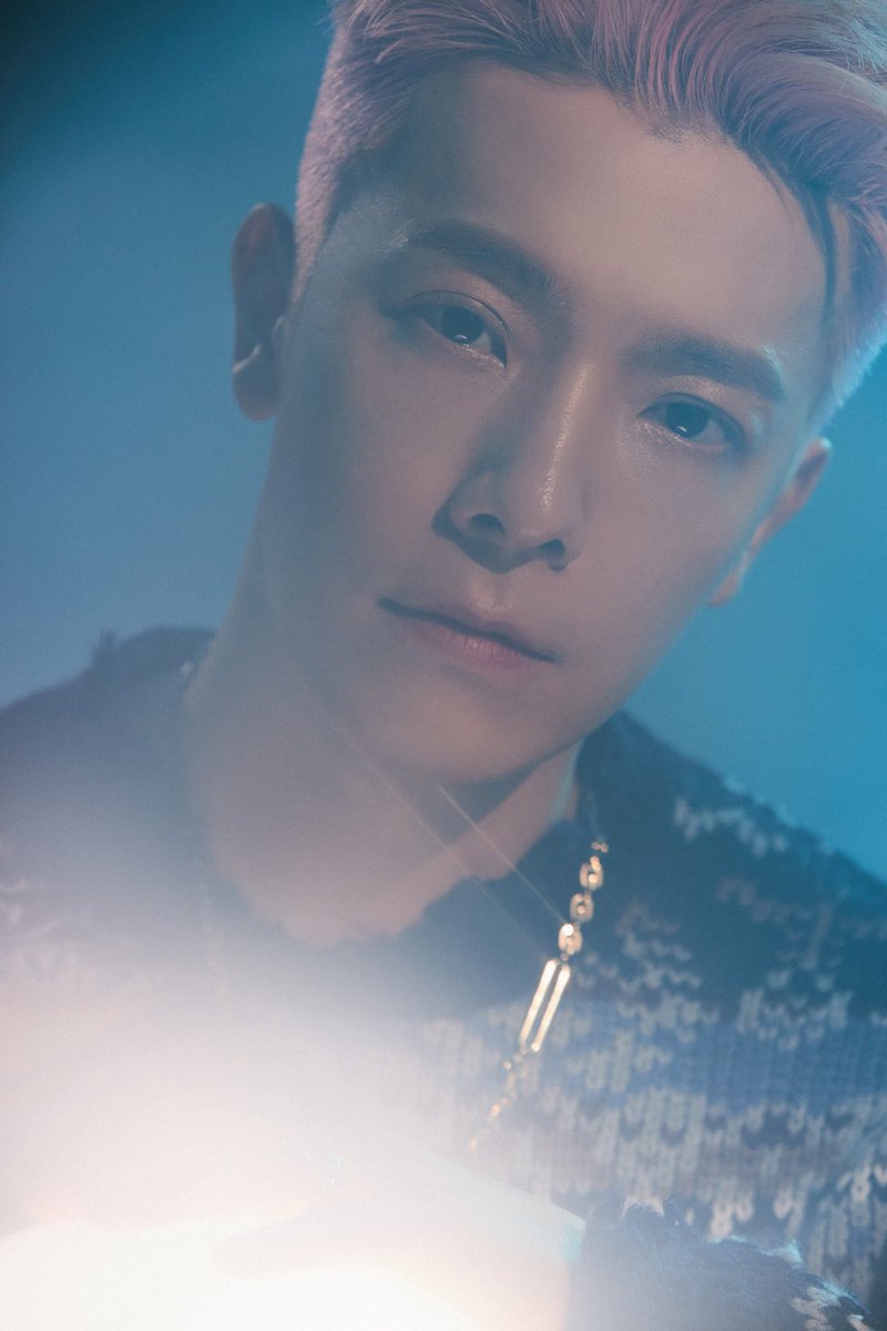 DONGHAE. tweet media