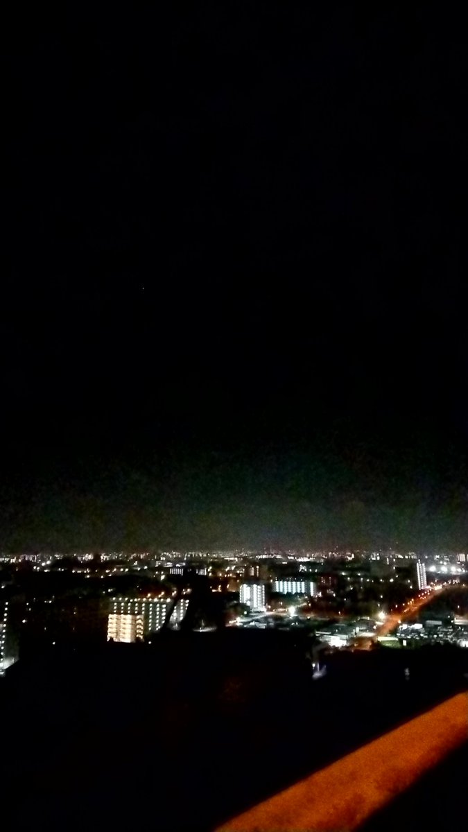 やどまるがある大阪港はナイトウォーキングするにもオススメ！ちょっと歩くだけで渋い夜景まで見れちゃいます