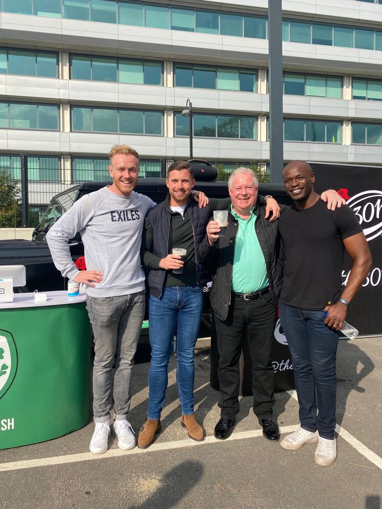 topsy_ojo's tweet photo. What a day.

Thank you so much to everyone who came down to the opening of The 301 Bar. @ConorGilsenan I were blown away by it all, was an awesome first day.

We’ve always known it from our time playing at @londonirish but our supporters truly are something special. https://t.co/M0NeoUmF5m