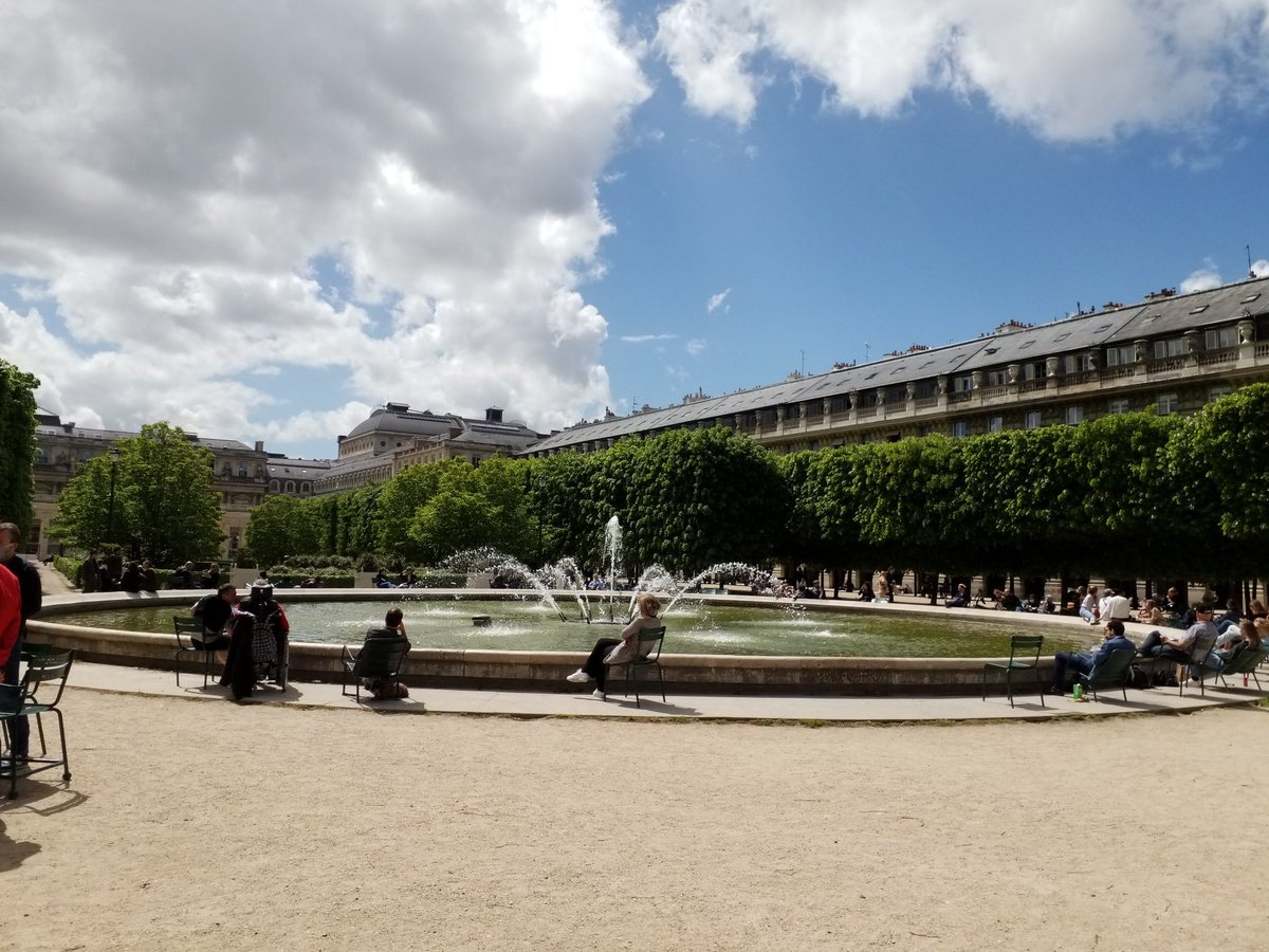 parisvisites's tweet photo. Redécouvrir #Paris en visites guidées privées en famille, entre amis en choisissant quand et où... Tout est ici : https://t.co/lEYcJwOCj4 #patrimoine #jevisiteParis #culture #loisirs https://t.co/BQpnaIDMp3