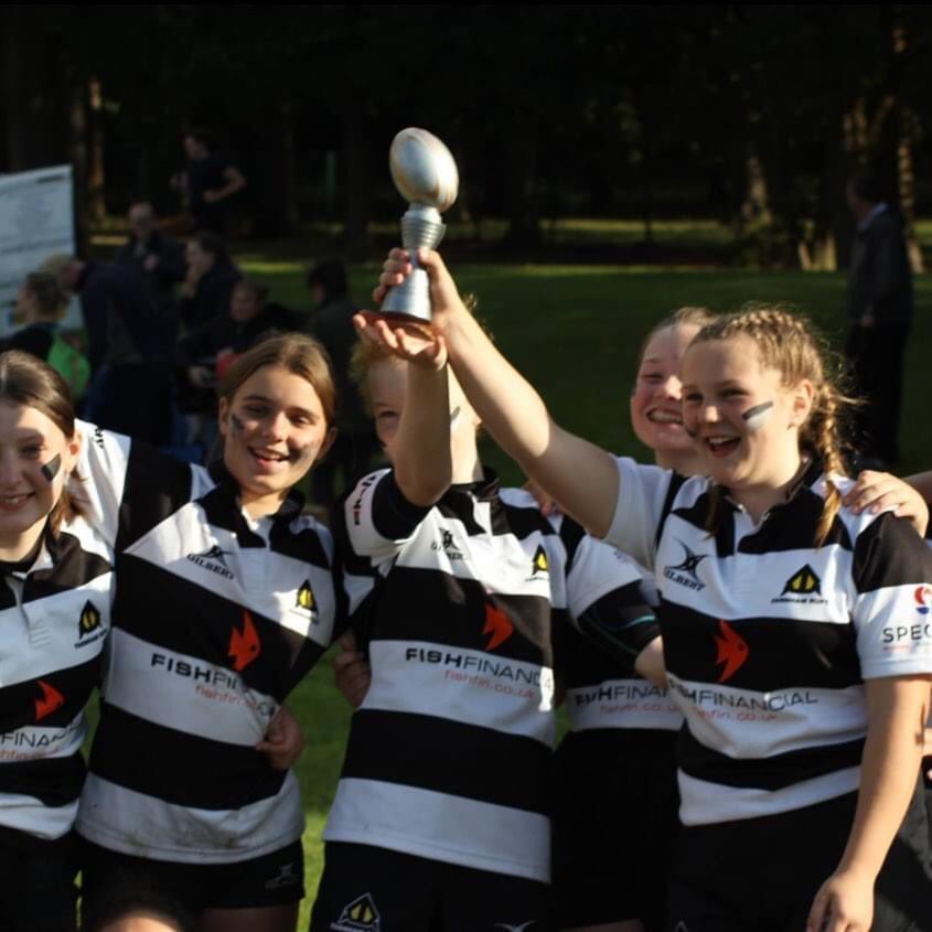 Bringing home the Silver this weekend 🏉

The Flames had a fantastic match with Special mention to Ettie as Falcon player of the day in the u13s 🎉

It’s great to see so much representation for the girls squad!

#rugbylife #womensrugby #rugby #oneclub #clublife #rafhalton