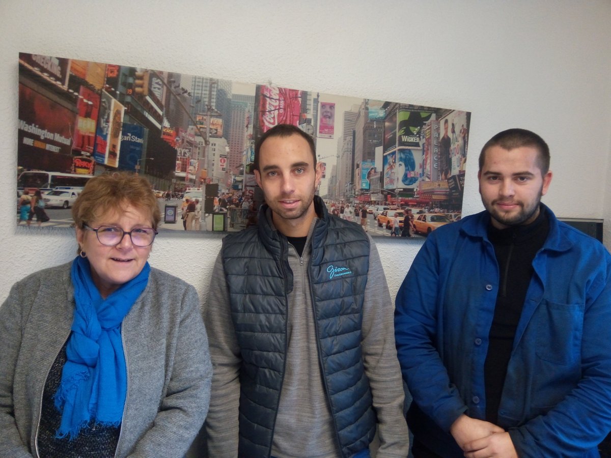 #TousMobilisés
#1jeune1solution #Firminy
Le Pôle emploi mobilise le CIE jeunes au bénéfice de Nicolas sur un poste de chaudronnier avec l'entreprise Giron chaudronnerie. 👋👋👋