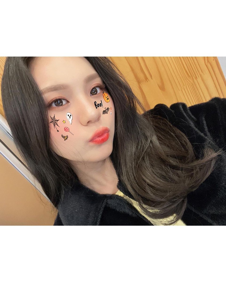유나 인사이드 tweet media