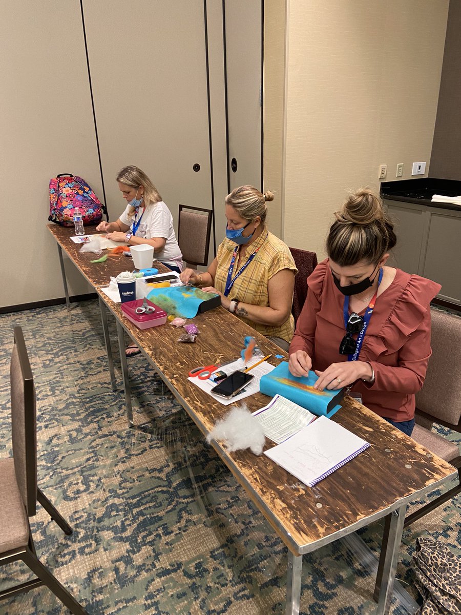 BCPSFineArts's tweet photo. Meditative needle felting workshop presented by phenomenal BCPS art educators Mrs. Lieberman &amp; Mrs. Bandoni 🎨🖌 @FloridaArtEd Conference 2021 @browardschools @danielgohl @drnmancini @suptvcartwright @BCPSAppLearn @principalvoices @EagleEyeMSD https://t.co/jauqgOo1LZ