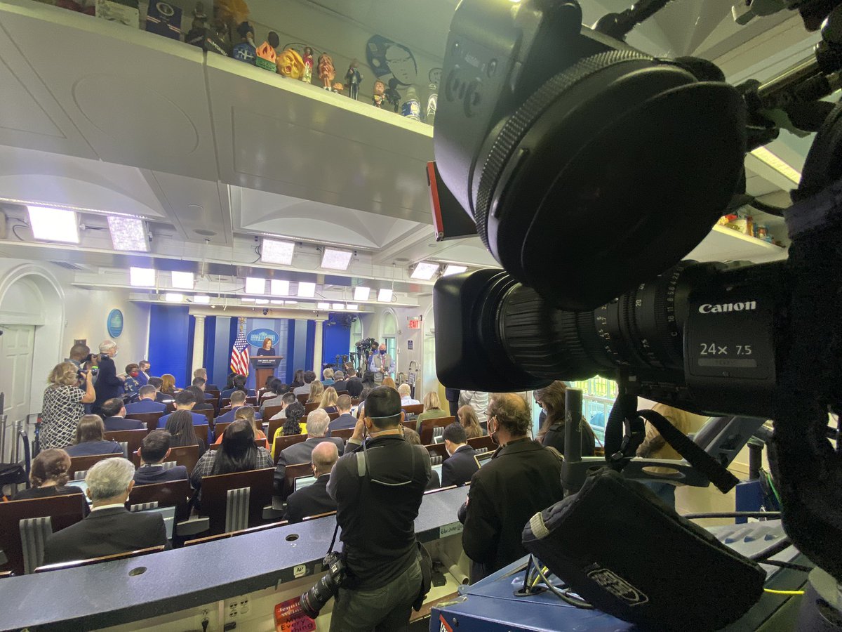 dartise's tweet photo. Briefing happening now. #workingpress https://t.co/hndZOAJYAm