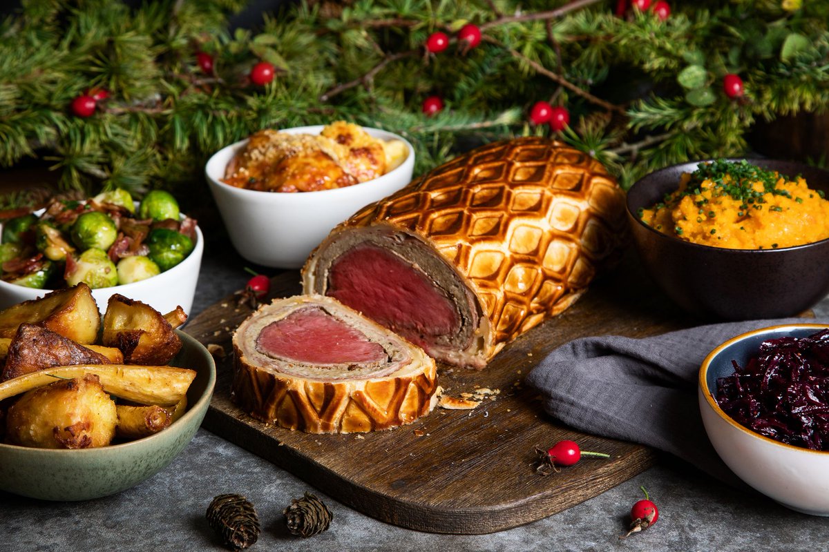 Wondering what to do about Christmas lunch this year?! Fear not, we've got the answer 🎅

Email the team via christmas@sojokitchen.com for more info! 

#Christmas #SojoKitchen #FestiveSeason #ItsTheSeason