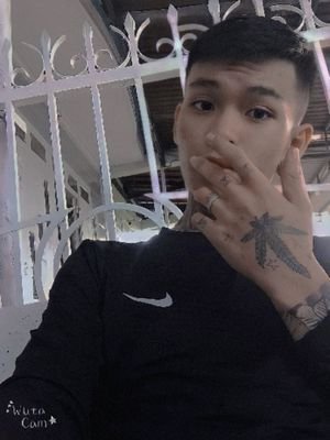 NguynQv's tweet photo. Hãy cùng trò chuyện với mình nhé #BIGOLIVE https://t.co/oIIoV4yJvm https://t.co/JicOSUINcx