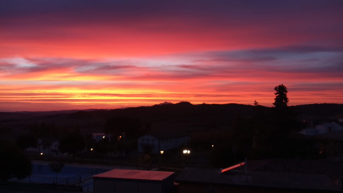 victorgoiko's tweet photo. @alvarion88 como se ve desde Estella? https://t.co/yPmUJoOa3C