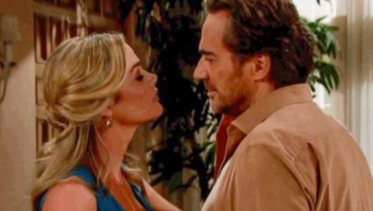 GenoaCityLove's tweet photo. We could have had #Shridge but we're stuck with Ridge holding Brooke's purse. #Boldandbeautiful https://t.co/ge5I2AwUso