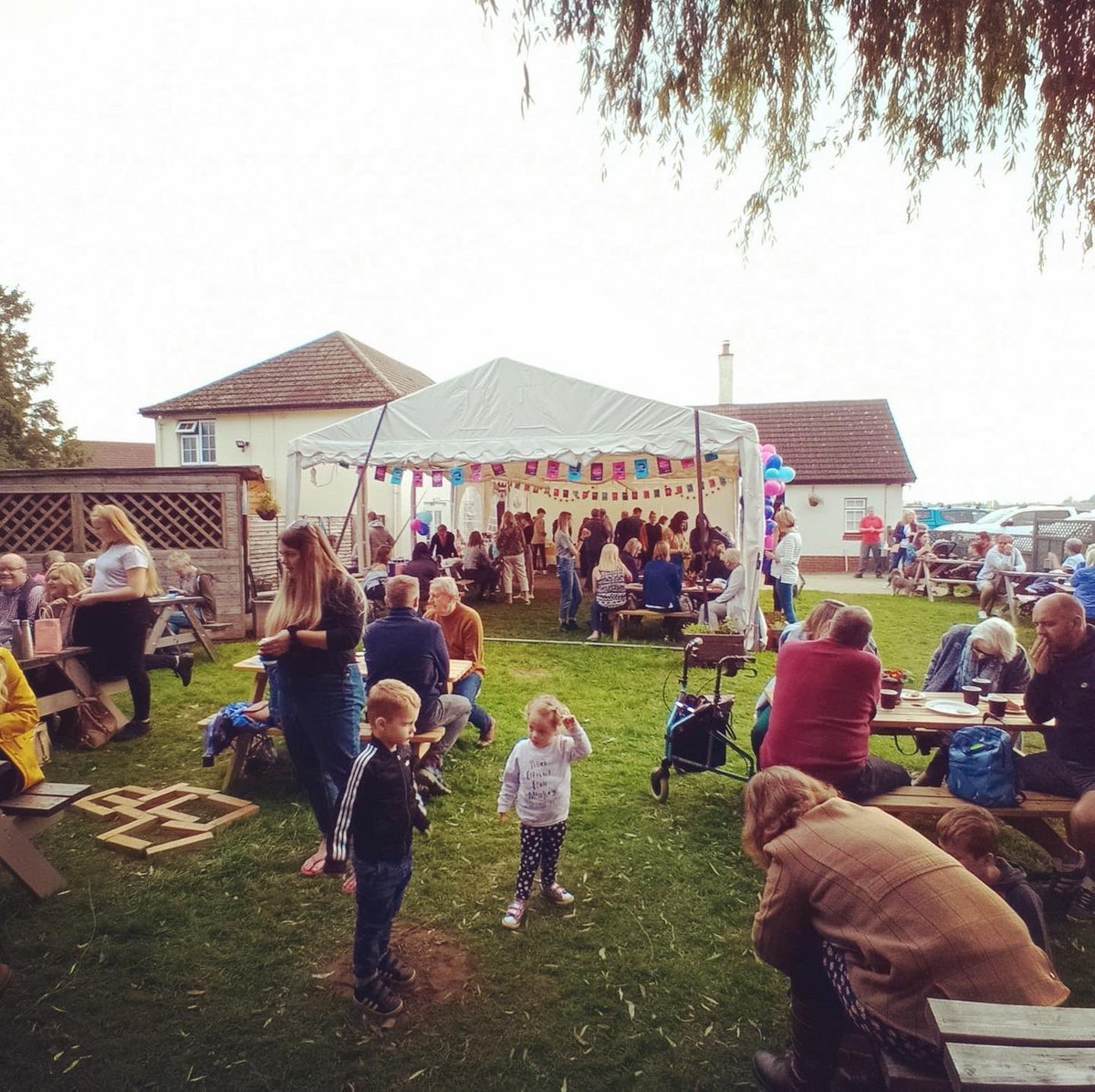 CurtisJemma's tweet photo. Humbled by the amazing support from friends, family, villagers & people from afar to help us fundraise for @CR_UK in memory of Bec. Banked the cash today and still canโt believe how much we raised in the short space of 3 hours! #teambec @TheLynnNews @YourLocalPaper @edpkingslynn https://t.co/5S0Si0sD36